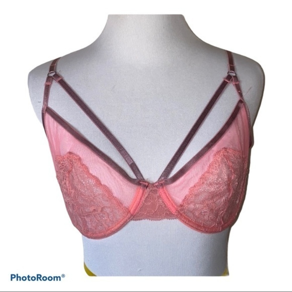 Gina tricot pink‎ lace bra size 36D
